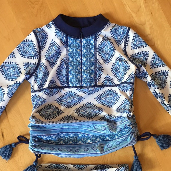 CABANA LIFE | Girls Batik 2-Piece Long Sleeve Rashguard Set - Picture 2 of 15